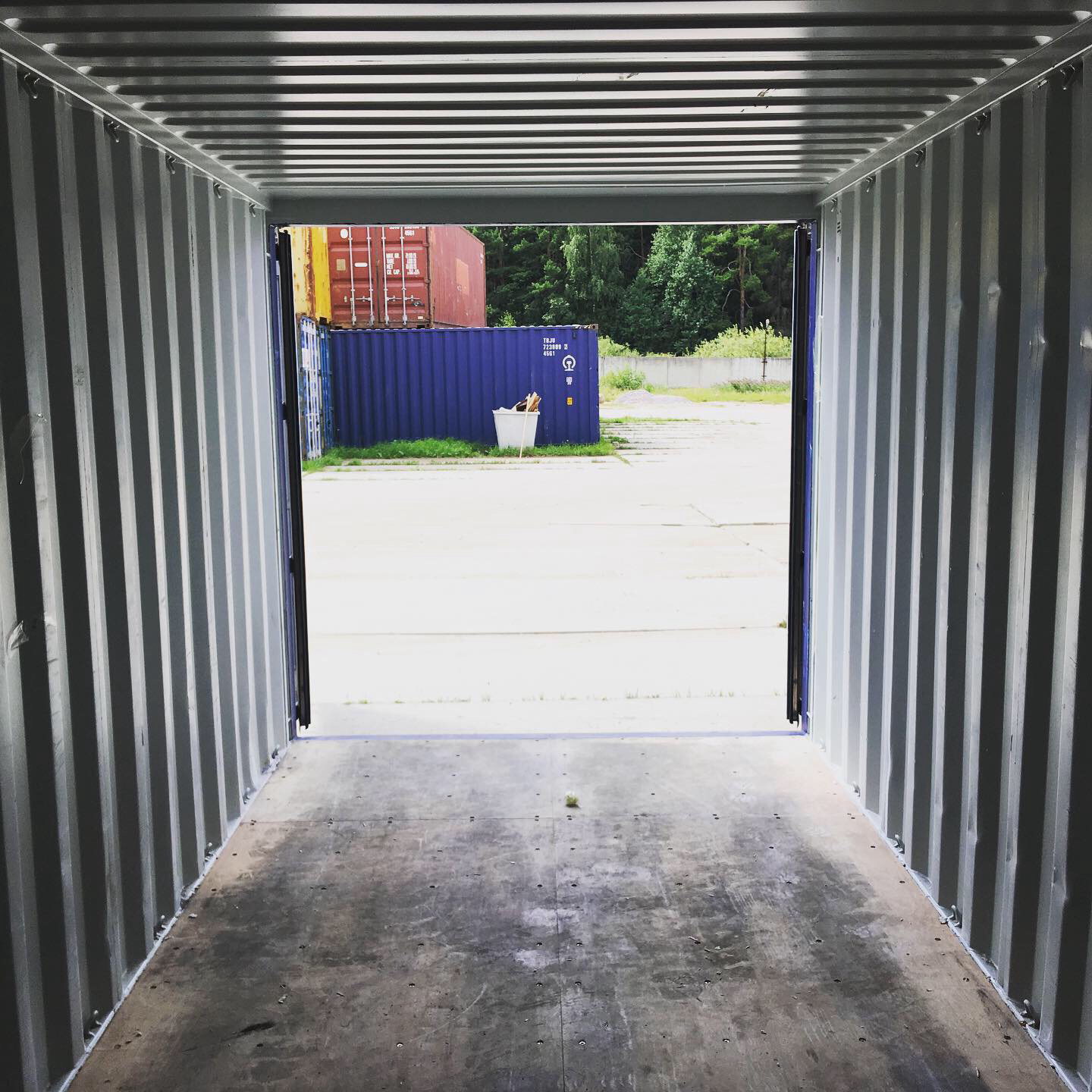 20′ Dry Container