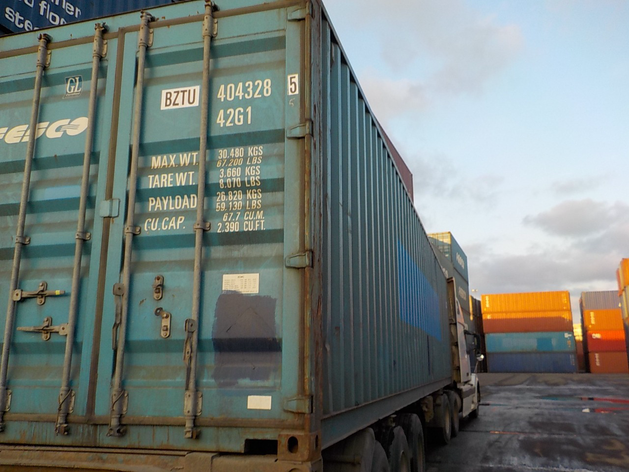 40′ Dry Container