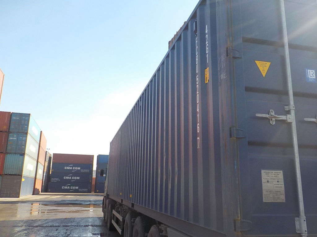 40′ Dry Container