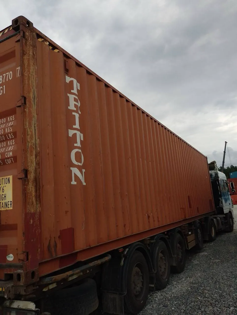 40′ HC Dry Container