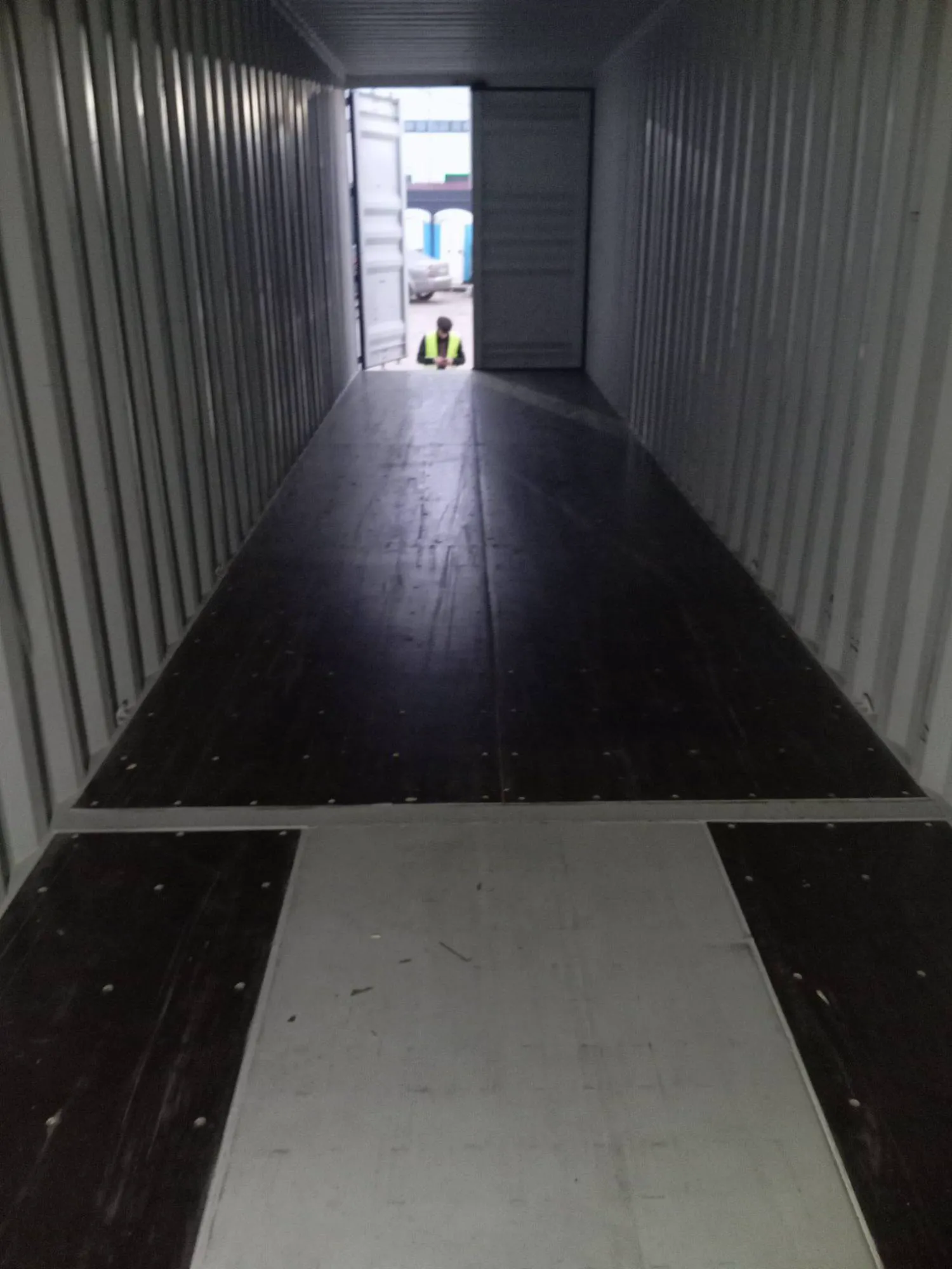 40′ HC Dry Container