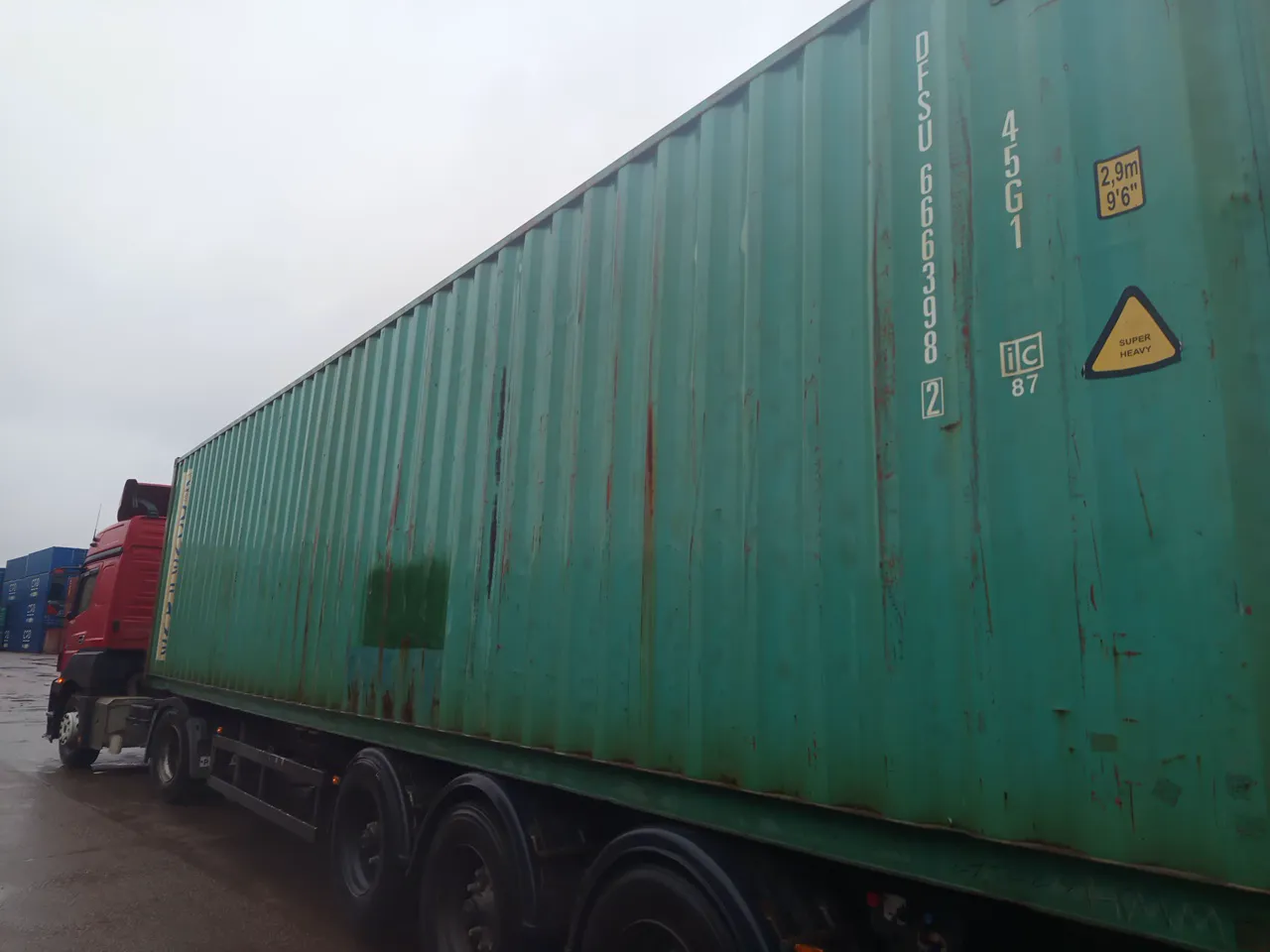 40′ HC Dry Container